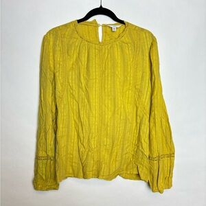 Lace yellow mock neck